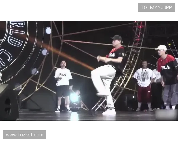 西安街舞队在全国街舞耐力排行榜中荣获第九名展现实力与风采